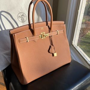 Perfect condition gold Togo Hermes Birkin with gold hardware